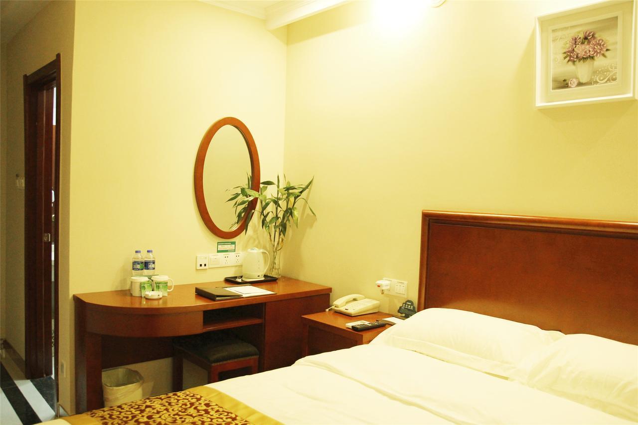 Greentree Inn Jiangsu Wuxi Hubin Business Street Business Hotel Zewnętrze zdjęcie